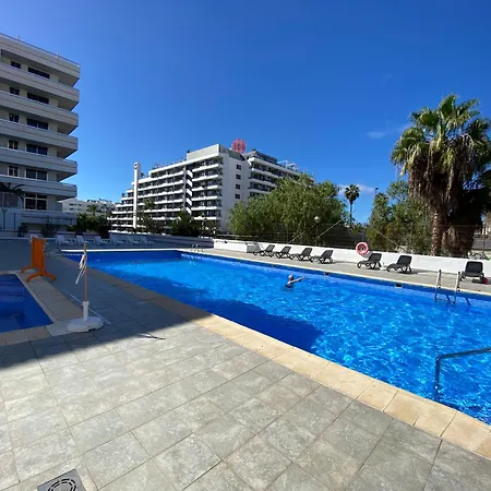 Cristianos Holidays شقة